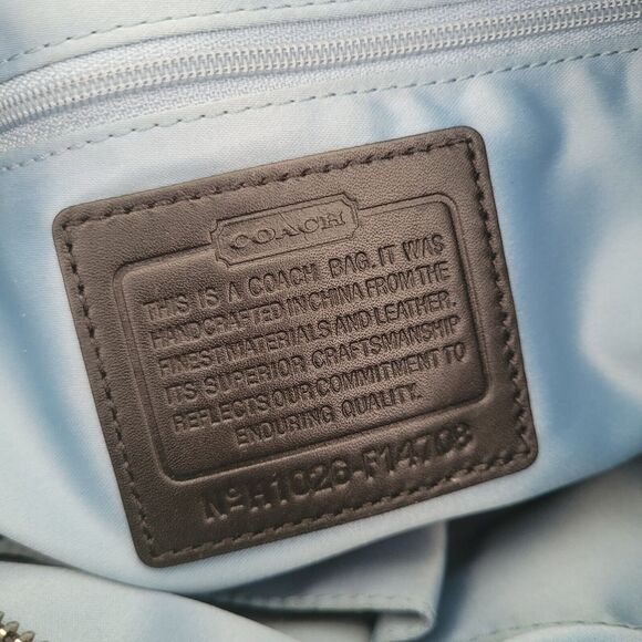 Coach Black and Gray Signature Shoulder Bag - Picture 5 of 10